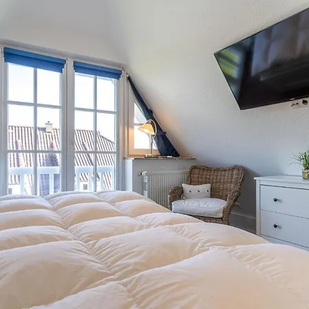 Null Haus Hooge, Whg 2 Og * Brösum