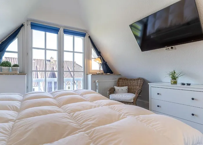 Null Haus Hooge, Whg 2 Og * Brösum